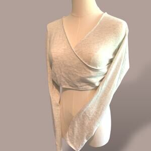 Victoria Secret Super Soft Wrap cropped Top - Size L - Heather Grey NWT